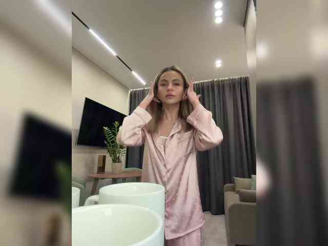 Изображение секс-шоу модели Nataliecroys