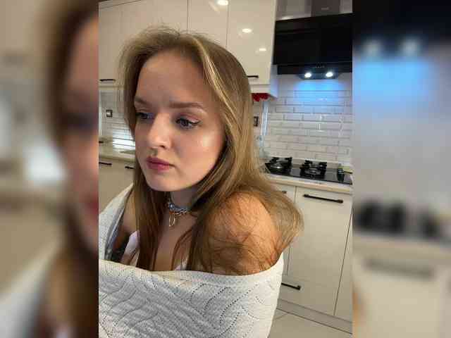 Lunaaaura's sex show image