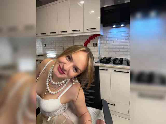 Lunaaaura's sex show image