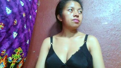 Изображение секс-шоу модели Henints