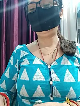 Aishwaryaa_69's sex show image