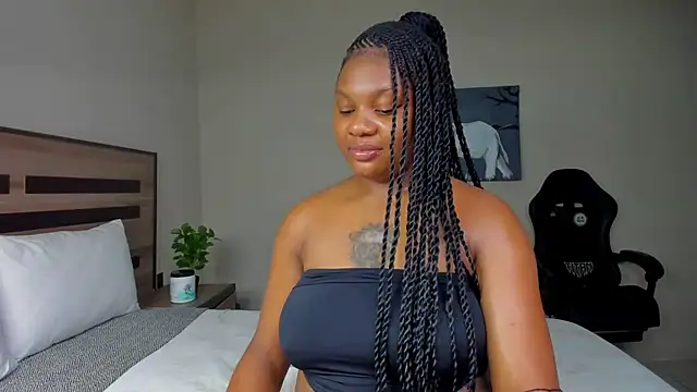 Renee-18's sex show image