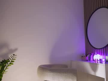 8selene's sex show image