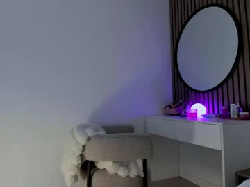 8selene's sex show image