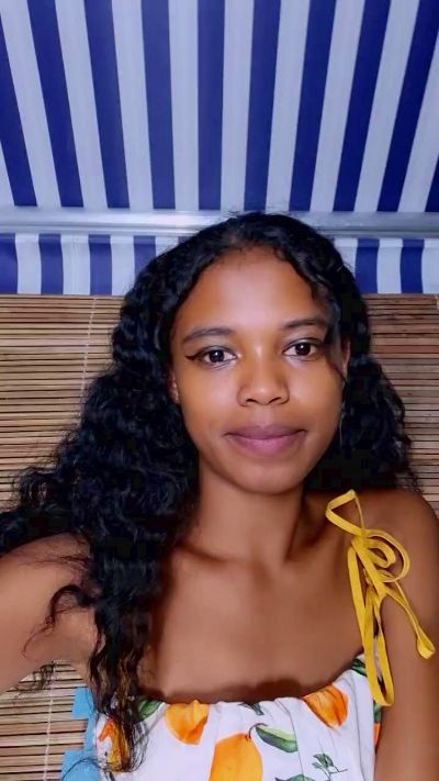 SissiFrenchy's sex show image