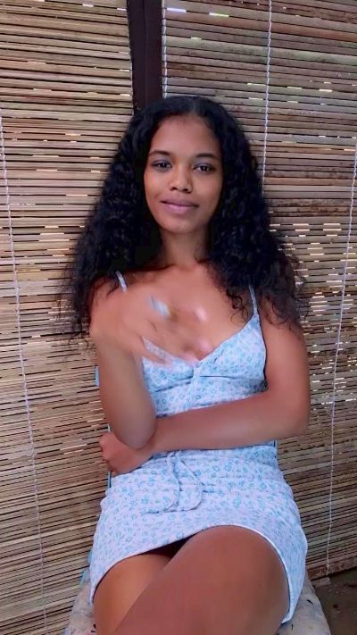 SissiFrenchy's sex show image