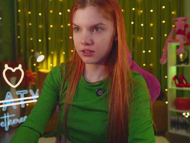 katy-ethereal's sex show image