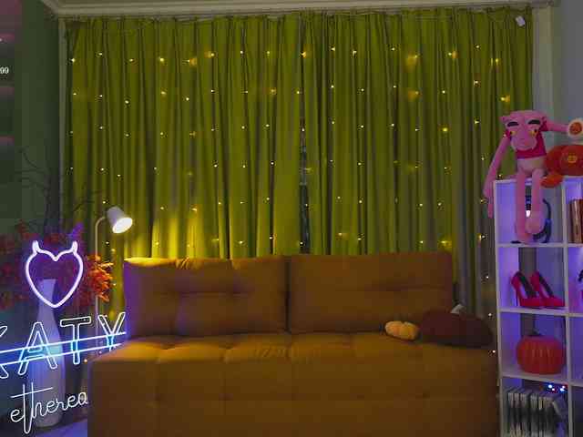 katy-ethereal's sex show image