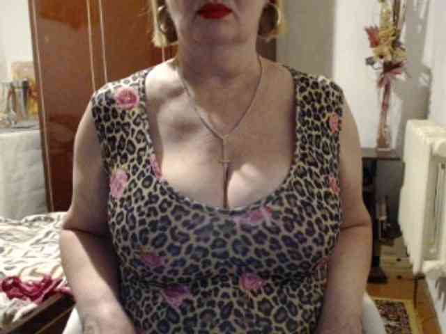 Secretfox's sex show image Secretfox's sex show image