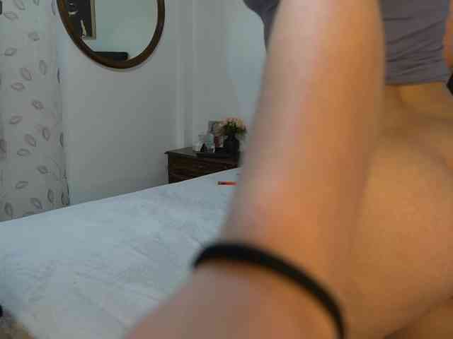 Изображение секс-шоу модели AdelleSweet