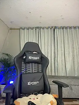 kim_zaratte's sex show image