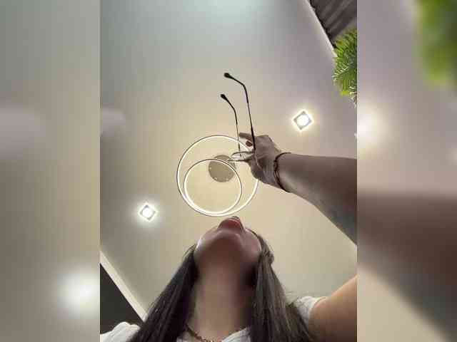 Vero19nika's sex show image