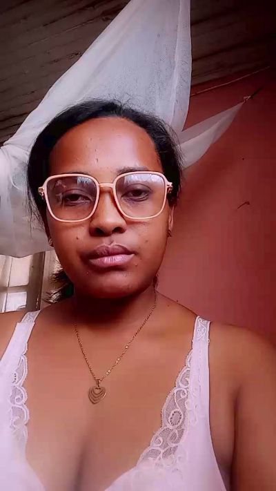 Изображение секс-шоу модели miahlovesexy