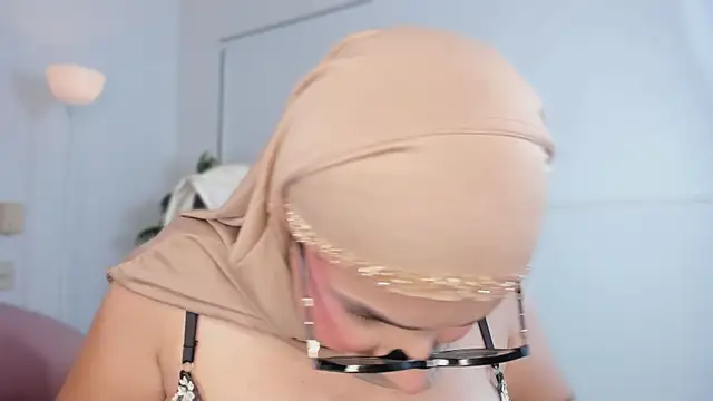 Sexshow-Bild von Ayha_khalaf Sexshow-Bild von Ayha_khalaf