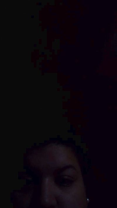 Luzz21's sex show image