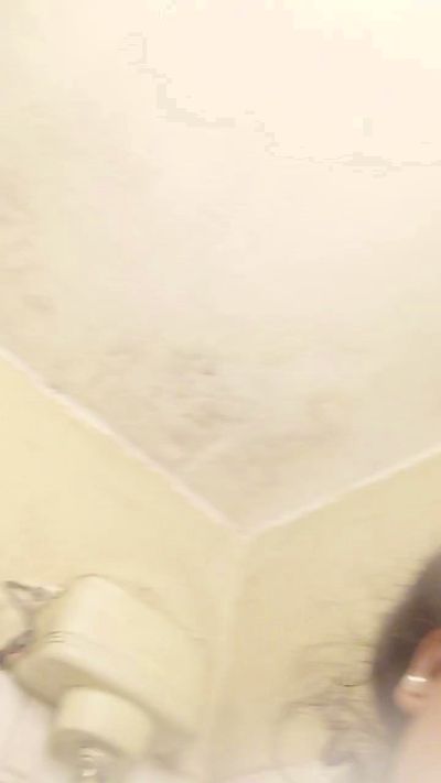 Luzz21's sex show image