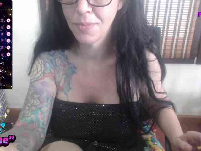 Изображение секс-шоу модели venusx1 Изображение секс-шоу модели venusx1