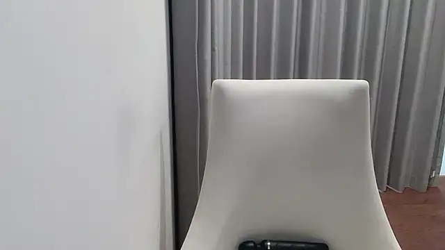 Изображение секс-шоу модели Azami_Chan Изображение секс-шоу модели Azami_Chan