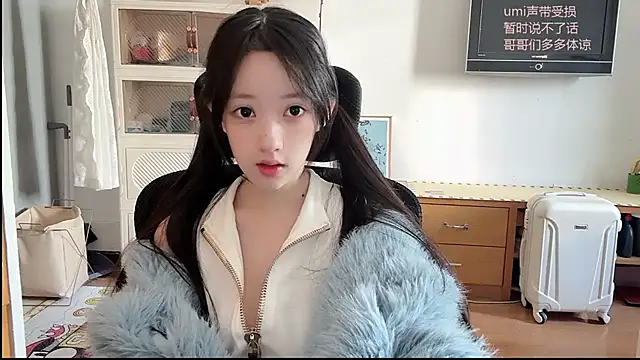 Изображение секс-шоу модели umi-dd Изображение секс-шоу модели umi-dd