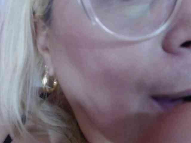 Elena-xx's sex show image