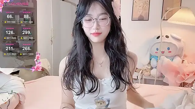 Luminous4173's sex show image