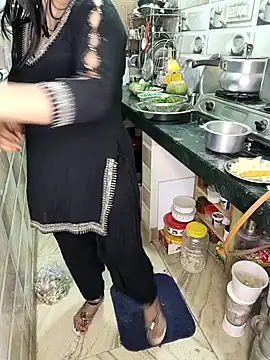 PRIYA_22's sex show image PRIYA_22's sex show image