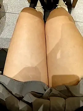 Baby-Linh's sex show image