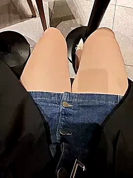 Baby-Linh's sex show image Baby-Linh's sex show image