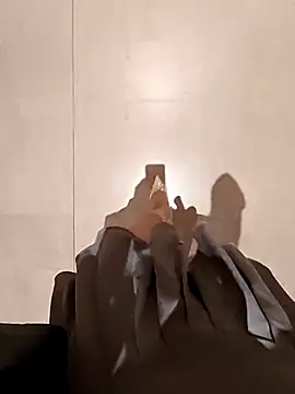 Baby-Linh's sex show image