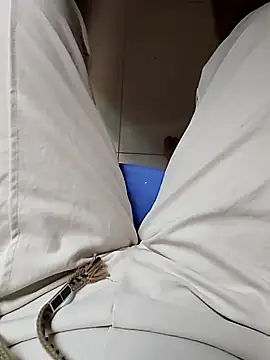 Baby-Linh's sex show image