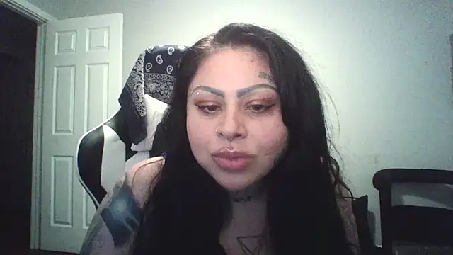 chicanachic13's sex show image
