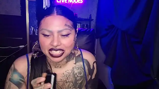 chicanachic13's sex show image