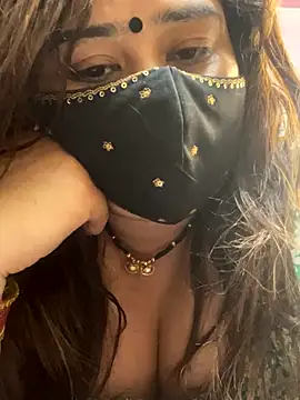 Изображение секс-шоу модели indian-hotmilfs