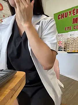Sneaky_Cumshoot's sex show image