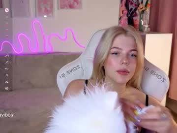 Sexshow-Bild von maya_blonde18