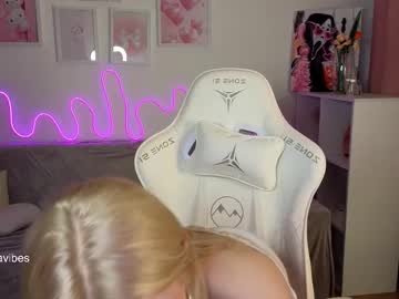 Sexshow-Bild von maya_blonde18