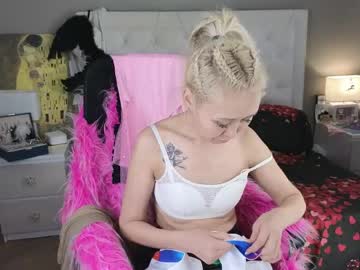roxalanastar's sex show image
