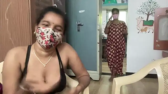 Изображение секс-шоу модели Hot_LoveBirds_ Изображение секс-шоу модели Hot_LoveBirds_