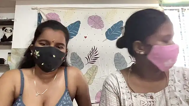 Изображение секс-шоу модели Hot_LoveBirds_ Изображение секс-шоу модели Hot_LoveBirds_
