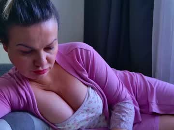 mishamilf's sex show image