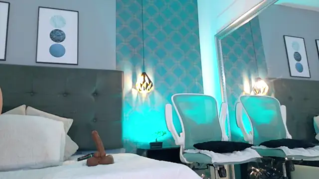 AmbarRoberts_'s sex show image