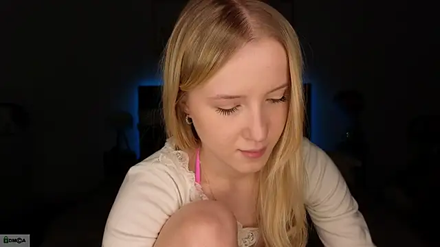 adele_armass's sex show image adele_armass's sex show image