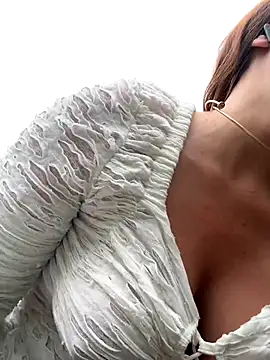 Изображение секс-шоу модели AndreaMood