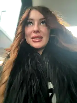 Изображение секс-шоу модели AndreaMood Изображение секс-шоу модели AndreaMood