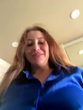 Изображение секс-шоу модели AndreaMood Изображение секс-шоу модели AndreaMood