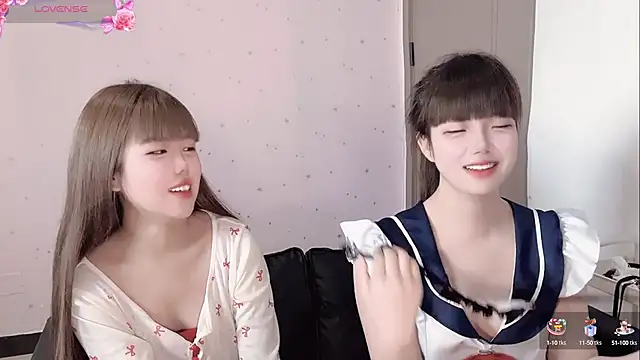 TT-XXTT's sex show image