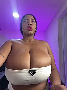 sammanta_boobs's sex show image