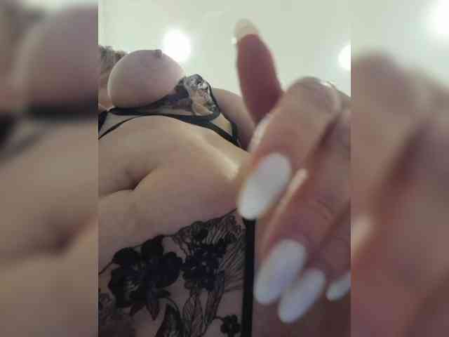 Изображение секс-шоу модели mery8poppins Изображение секс-шоу модели mery8poppins