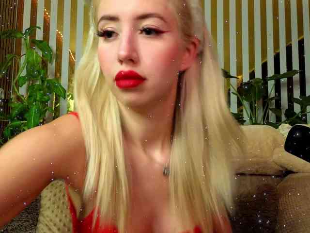 Sexshow-Bild von MiaLiaHot Sexshow-Bild von MiaLiaHot