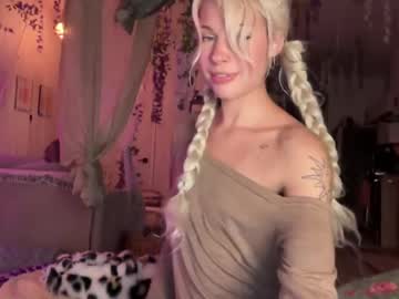 Изображение секс-шоу модели annieangel18 Изображение секс-шоу модели annieangel18
